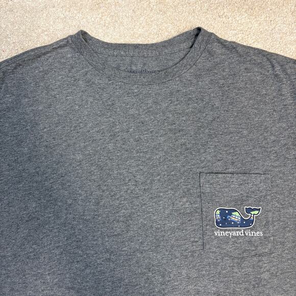 Vineyard Vines Christmas Holiday Woody Tree Graphic Pocket LS Shirt Size L - Picture 3 of 7